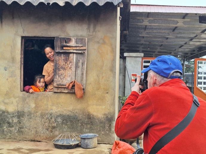 Loizeau loves to capture the charm of everyday life in Bac Ha, North Vietnam - 2 Feb