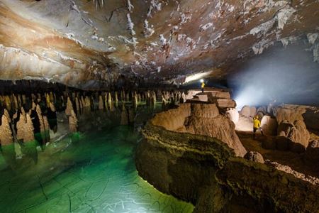 Cuevas en Vietnam: Top 4 lugares sorprendentes para explorar