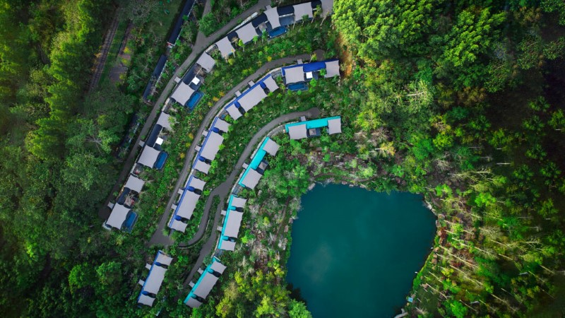 The 100-Year-Old Train Carriages in Thailand Transformed into Luxurious Resort