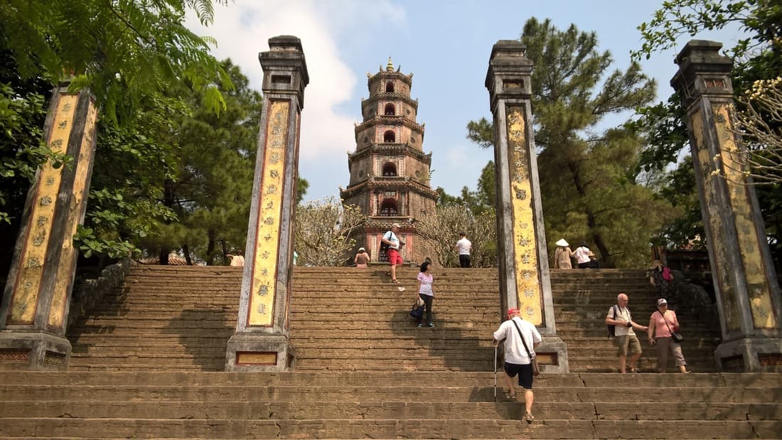 Viaje visual a la Pagoda Thien Mu en Hue