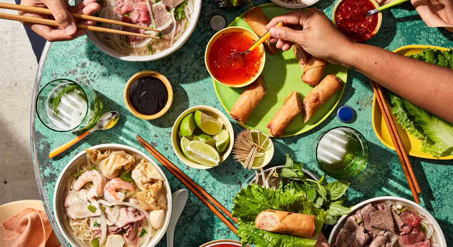 Discover the Top Vietnamese Dishes to Try in Each Region!