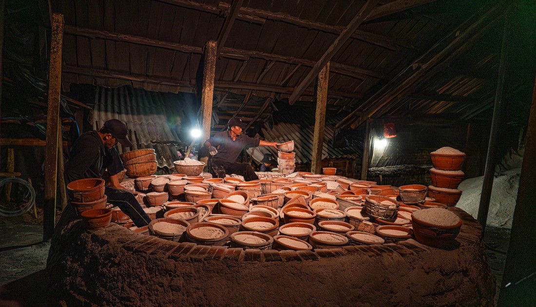 Discover Tuyet Diem Salt Village – A 150-Year-Old Heritage of Vietnam