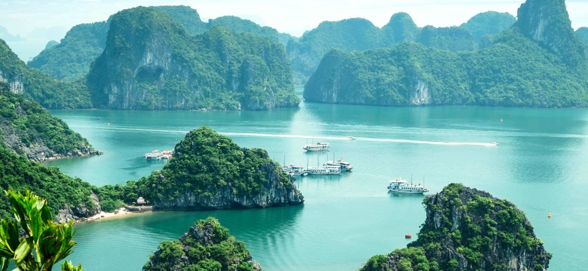 Explora Bahía de Halong: guía completa con mapa + vídeo