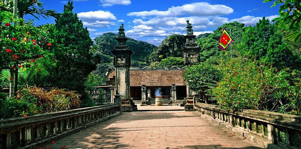 Hoa Lu: Vietnam’s Ancient Capital That Time Almost Forgot!