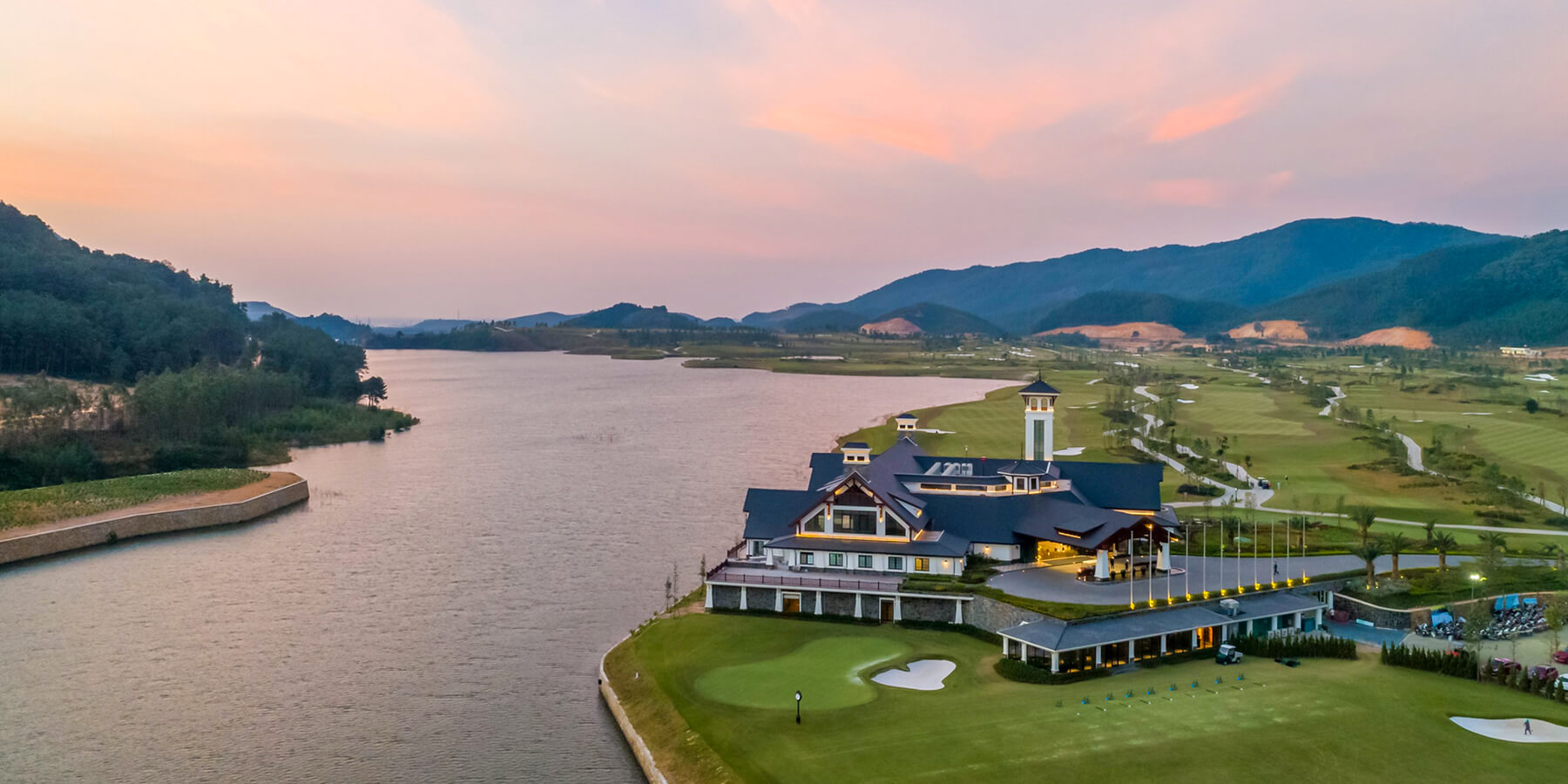 Luxury Hotels in Vietnam by Region