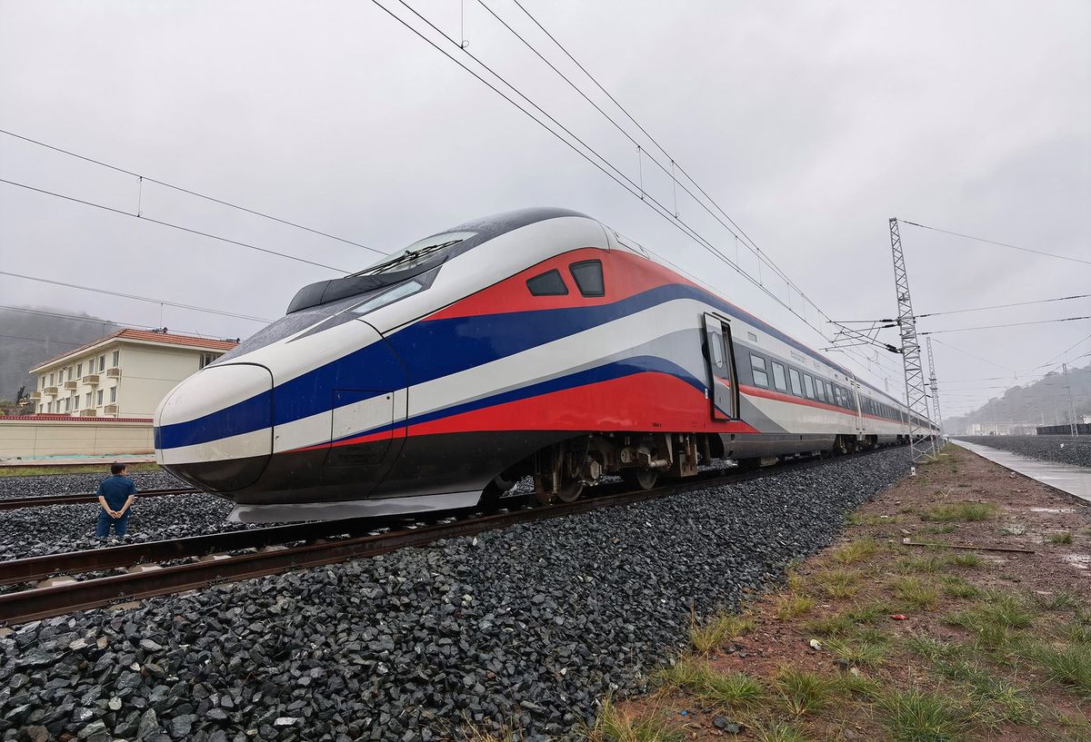 Tren en Laos: Guía completa para ir (Precios y boletos 2025)