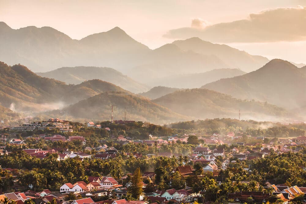 Best Ways to Travel from Vientiane to Luang Prabang in 2025