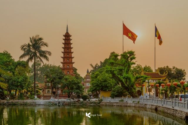 Trấn Quốc Pagoda: A Historical and Spiritual Symbol in Hanoi
