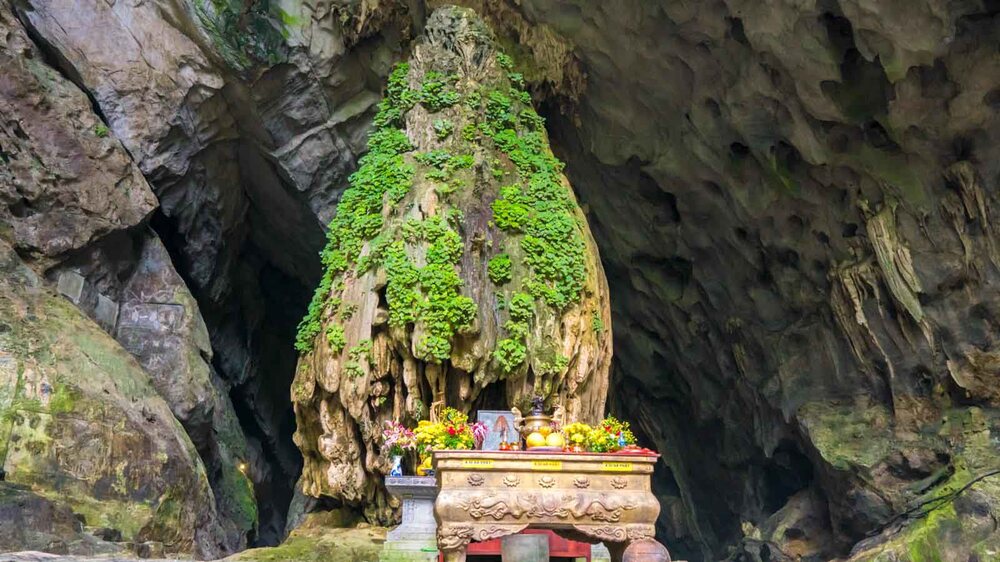 Perfume Pagoda: Hanois Sacred Pilgrimage Site