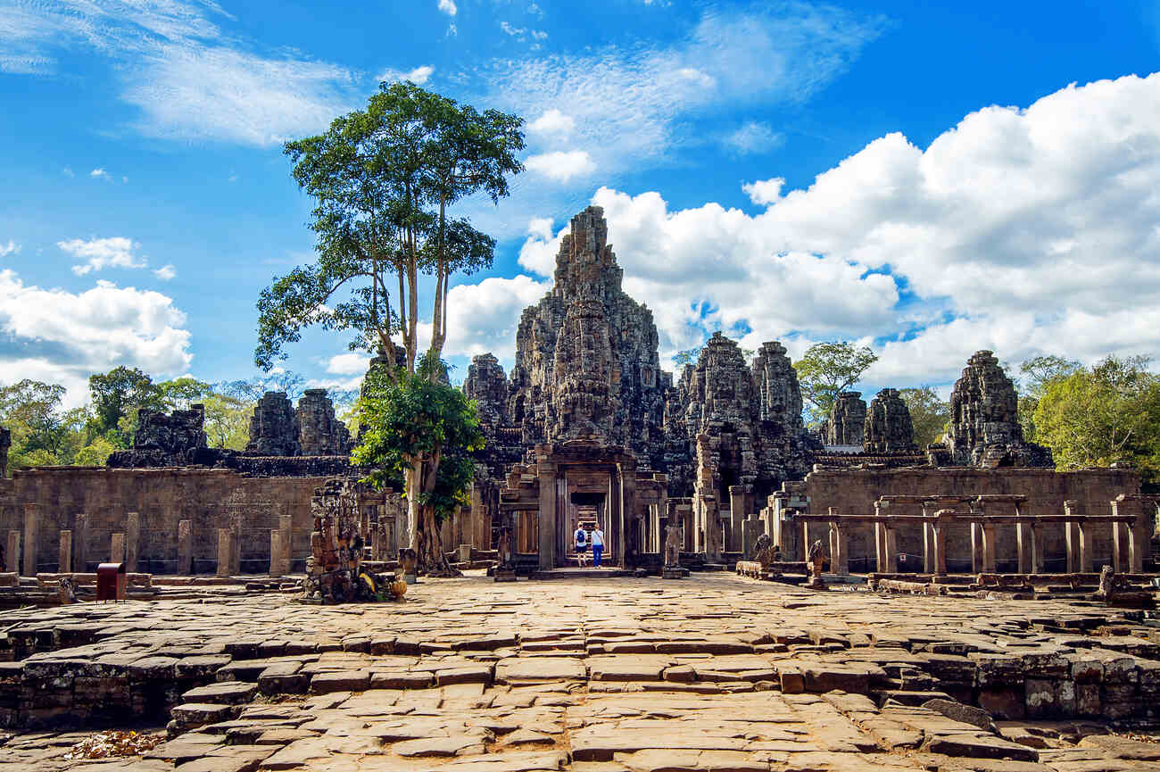 Is Cambodia Safe To Visit? Dont Go Until You Know These 7 Crucial Things!