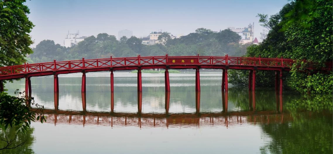 Lago Hoan Kiem: La leyenda de la tortuga y la vida cotidiana