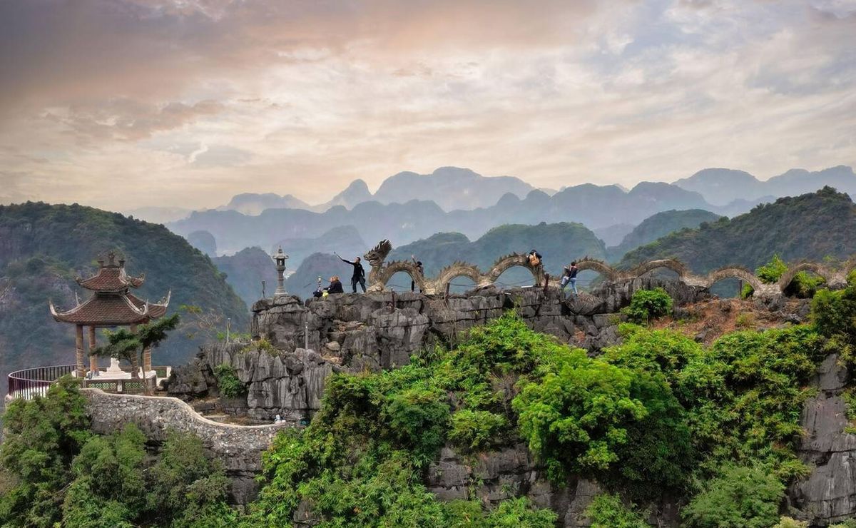 Cueva Hang Mua: ¿Cómo conquistar el tope de Ninh Binh?