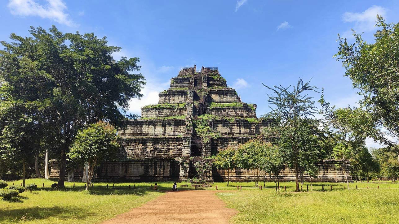 Koh Ker – The enigmatic Khmer capital you’ve never heard of!