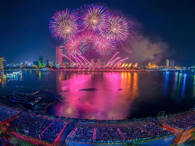El Festival Internacional de Fuegos Artificiales de Da Nang: un verano lleno de color