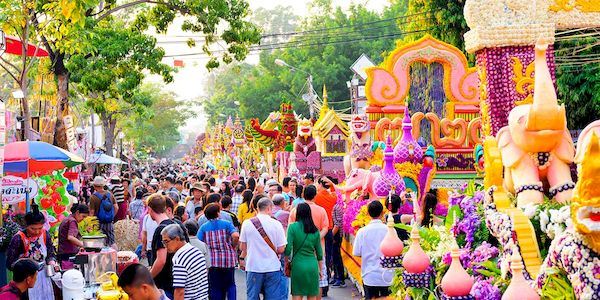 Los 11 increíbles fiestas que solo encontrarás en Tailandia