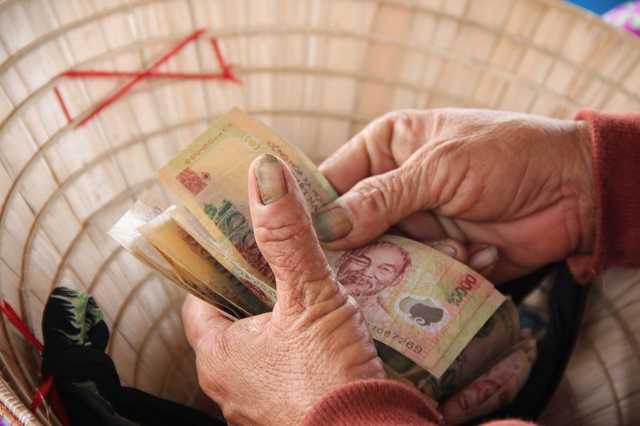 Is Tipping Common in Vietnam? Dos and Don’ts