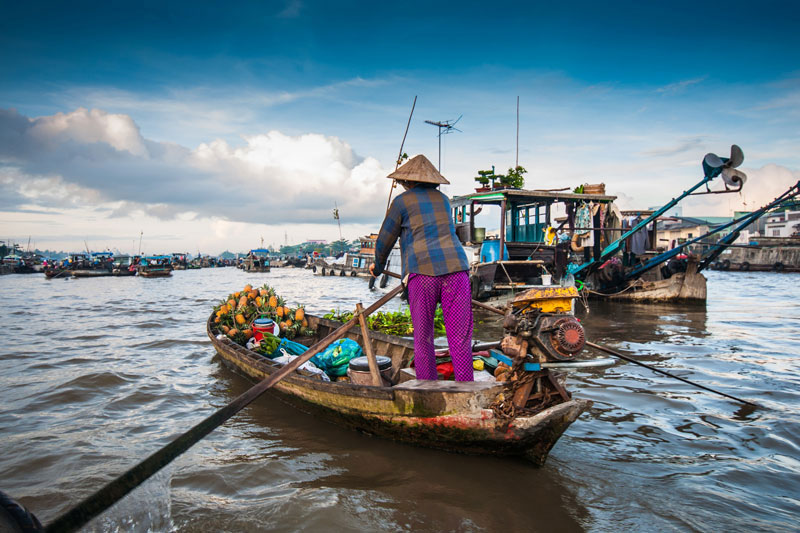 Mercado flotanto de Cai Rang en el delta del Mekong