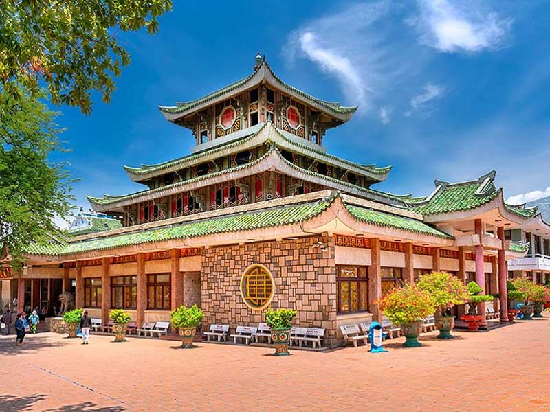 The temple of Ba Chua Xu