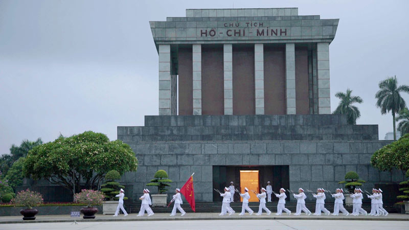 ho chi minh mausoleum