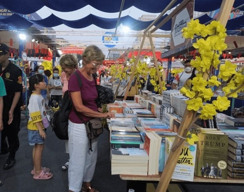The HCMC''s annual Book Street Festival 2024 during the Tet holidays will open on February 7.