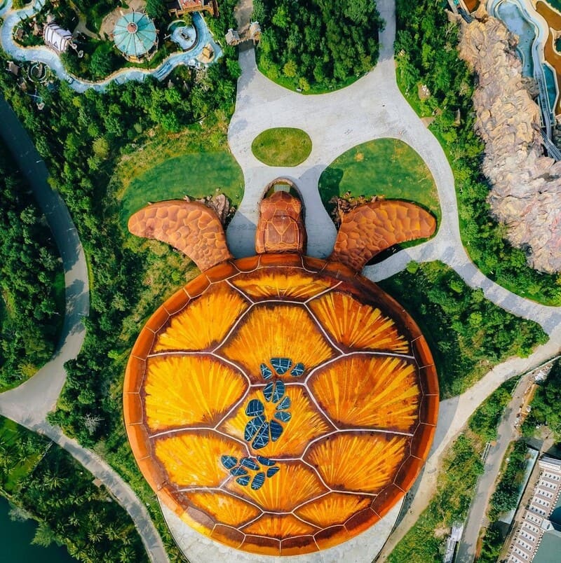 VinWonders Aquarium (the Sea Shell Aquarium) in the shape of a turtle in Phu Quoc