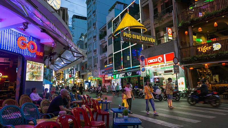 Bui Vien, la calle más concurrida de Saigón