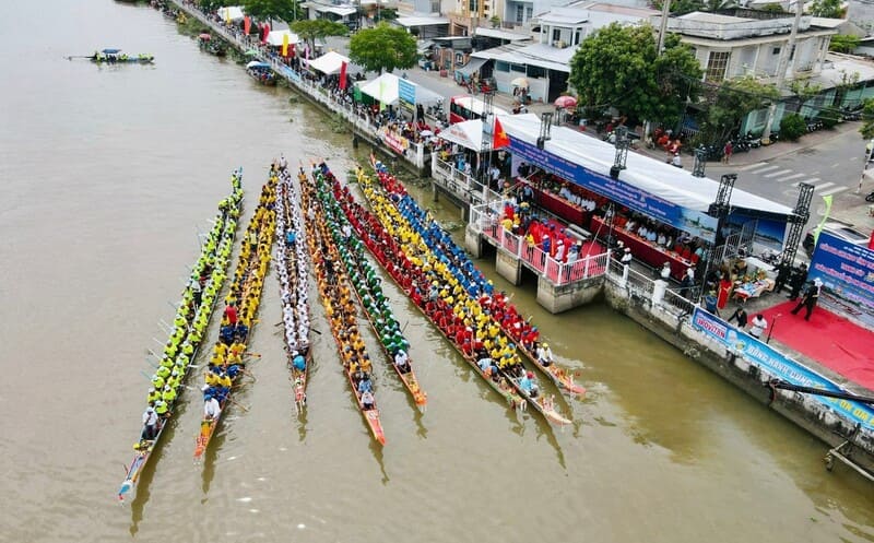 festival en tra vinh