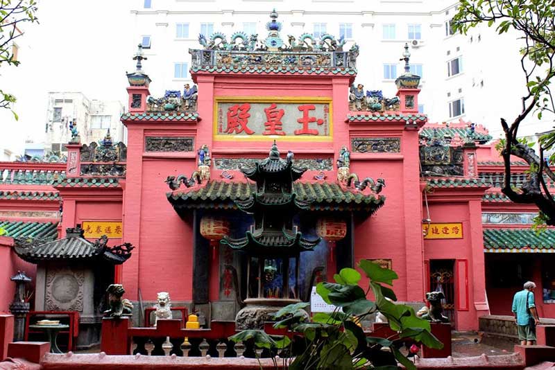 Templo del Emperador de Jade o Templo Ngoc Hoang en Saigón. Foto: internet