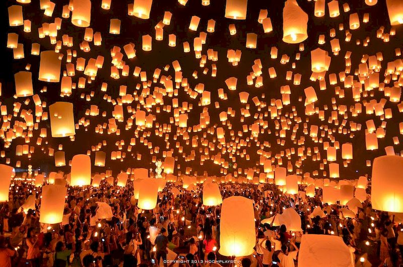 Admirar el Festival de Linternas en Chiang Mai