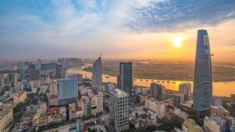 La ciudad más grande de Vietnam es Ho Chi Minh o Saigon, ubicado en el sur