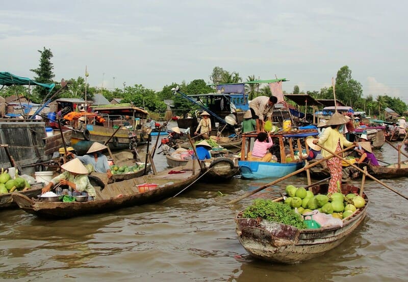 Cai rang floating market