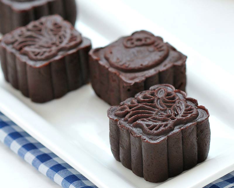 chocolate mooncake