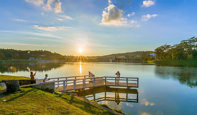 lago de xuan huong