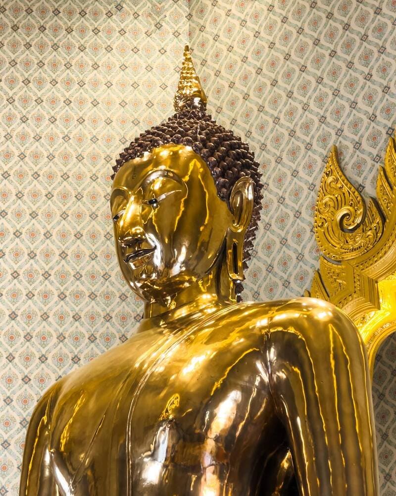 Golden Buddha Statue in Wat Traimit