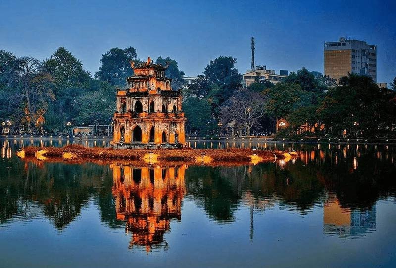 Hoan Kiem Lake