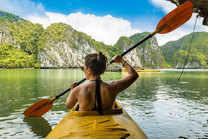 Discovery of Halong Bay by kayak by our adventurers