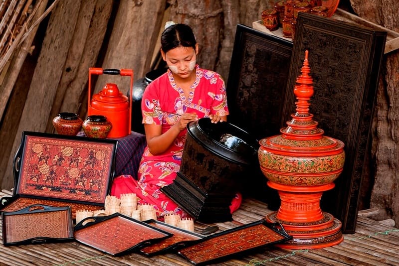 cambodia lacquerware