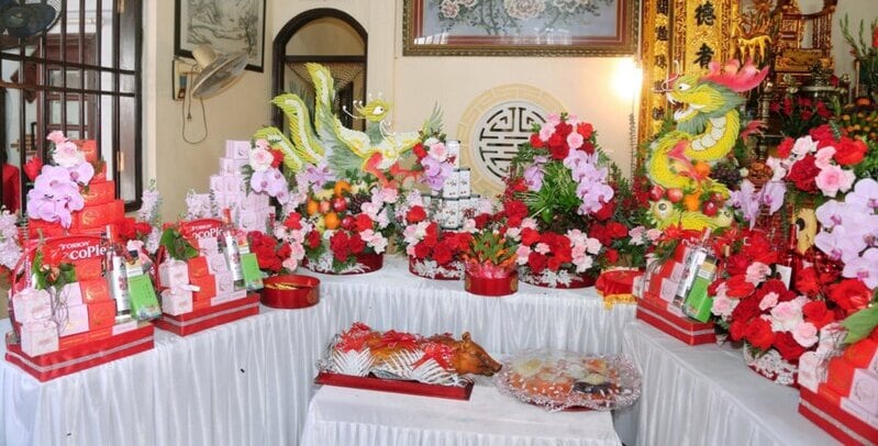 Offerings prepared by the groom's family