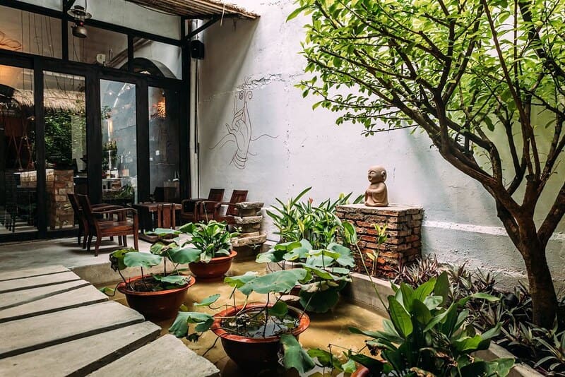 Shamballa Vegetarian Restaurant & Teahouse