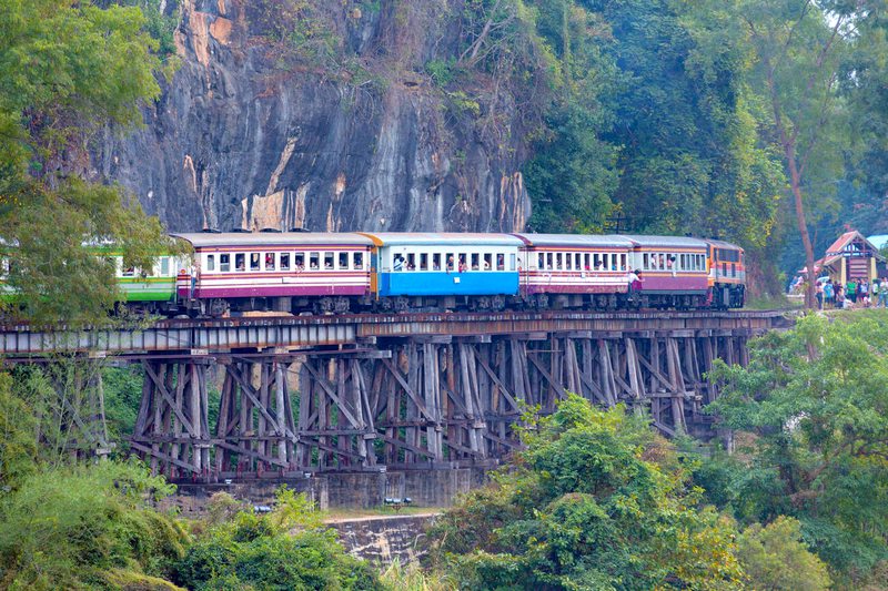 death railway in kanchanaburi