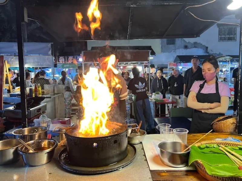 Vientiane Night Food Market 