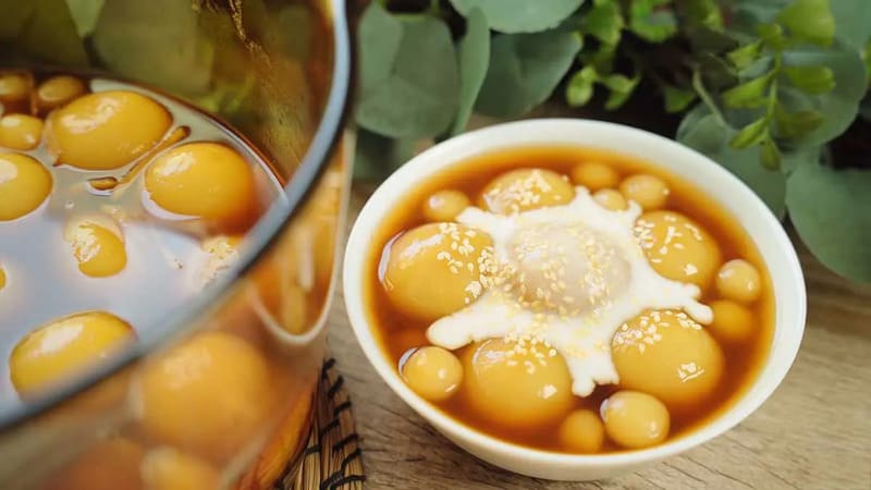 Sopa dulce de albóndigas de arroz glutinoso