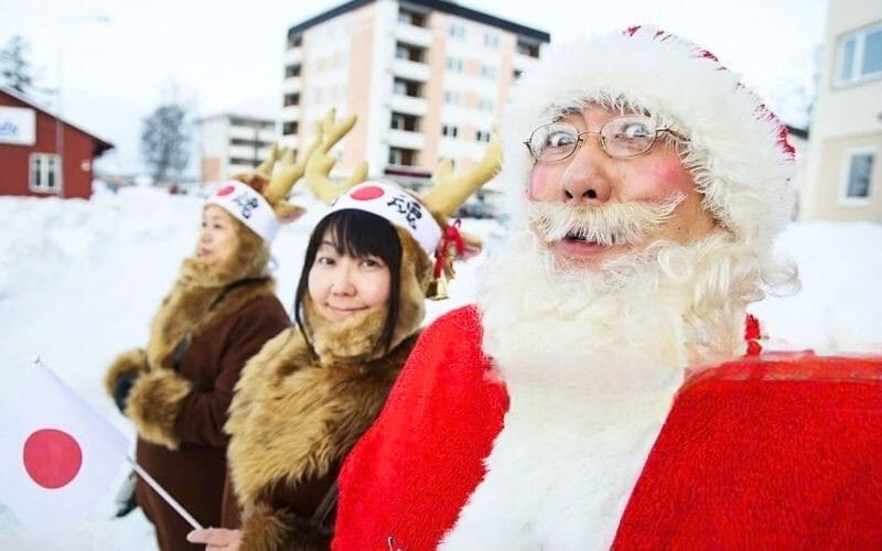 Santa Claus has aged and needs glasses due to vision problems