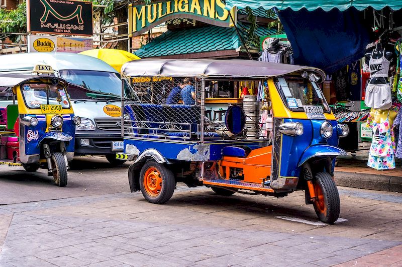 tuk tuk tailandia - es facil encontrarlos en las calles