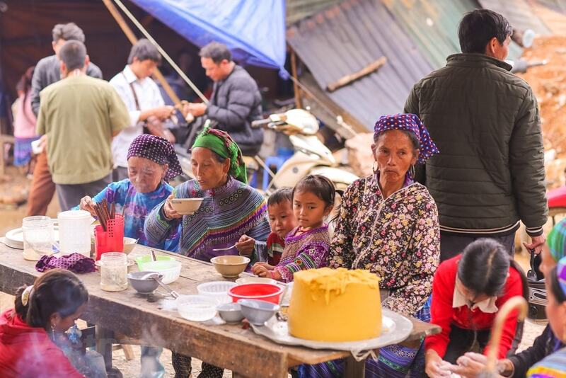 bac ha market 