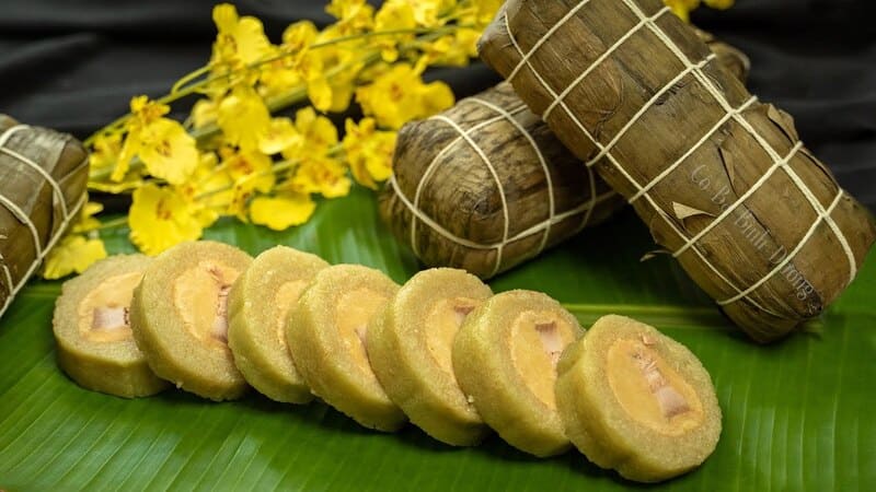 Banh tet: A Southern Tradition on the Tet Holiday Table