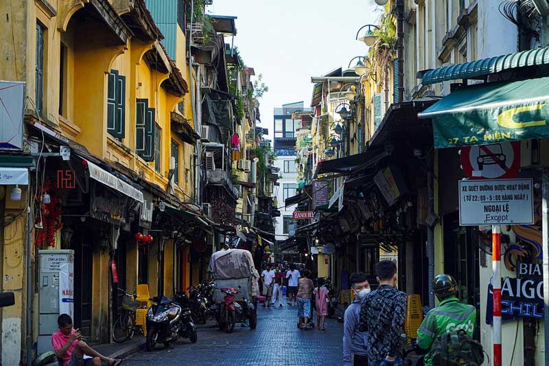 un rincon de barrio antiguo hanoi