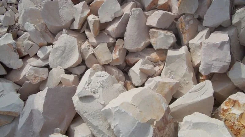 Kaolin is an ideal raw material for ceramics