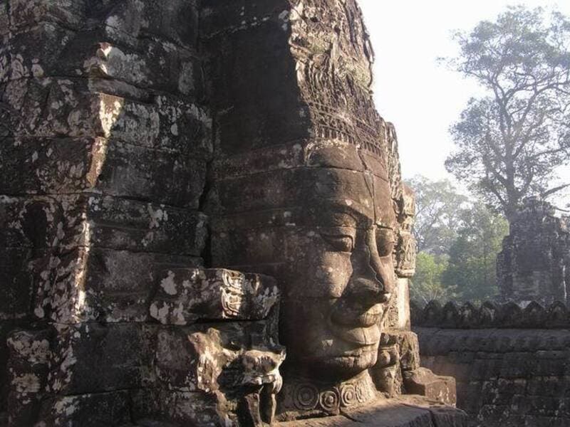 The architecture of the Bayon Temple, a masterpiece of the Angkor period