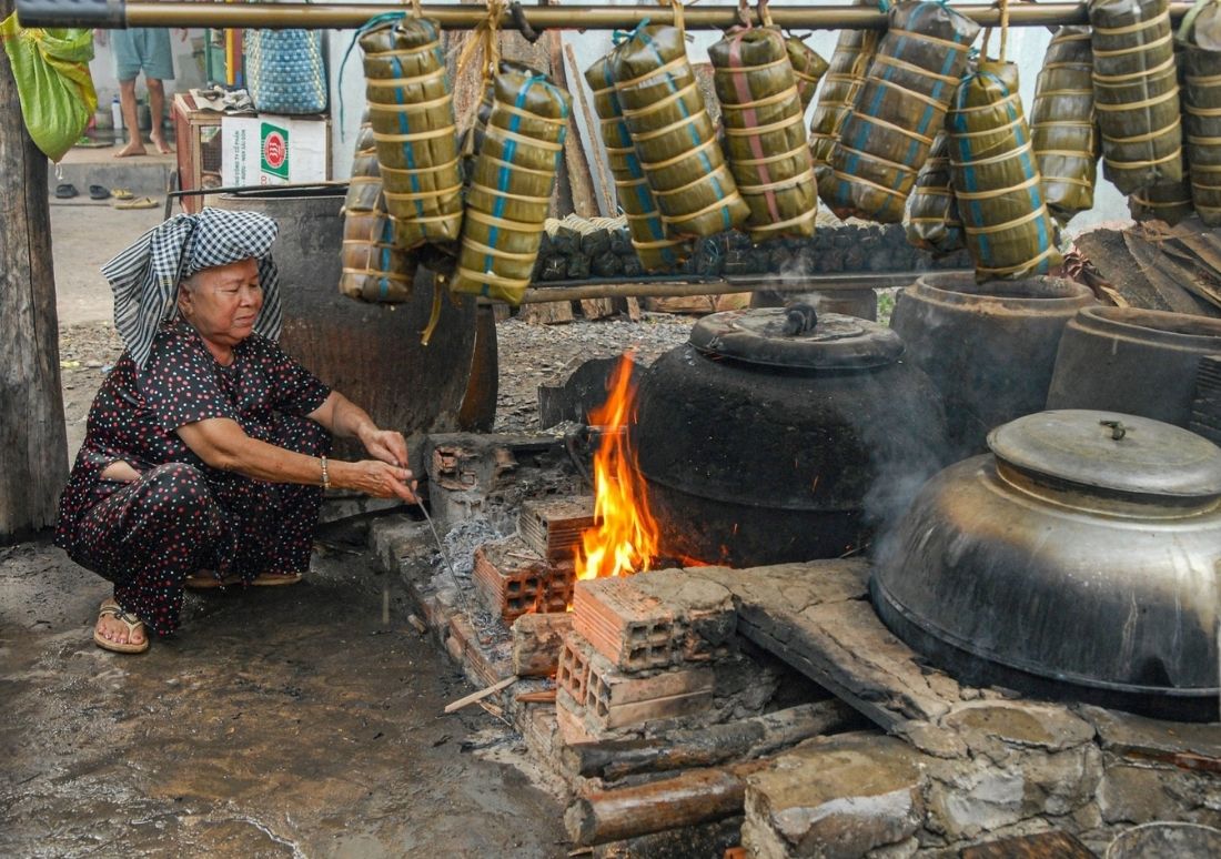 boiling banh tet